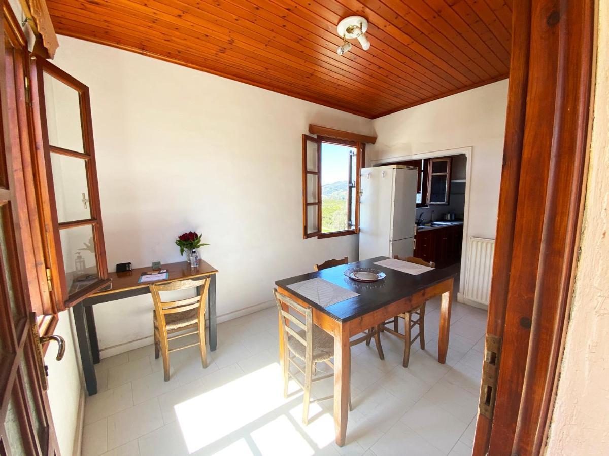 Dusk Apartments With Stunning Mountain View Chania  Luaran gambar