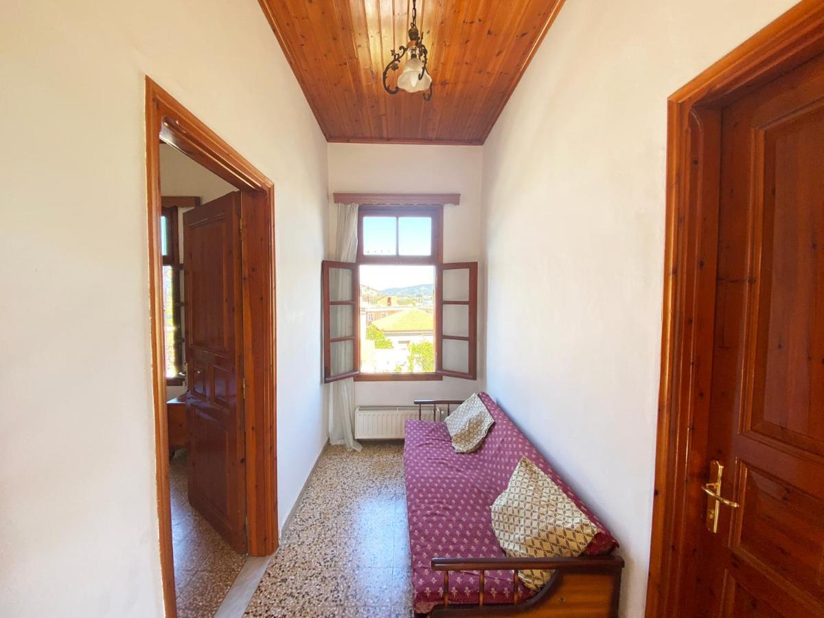 Dusk Apartments With Stunning Mountain View Chania  Luaran gambar